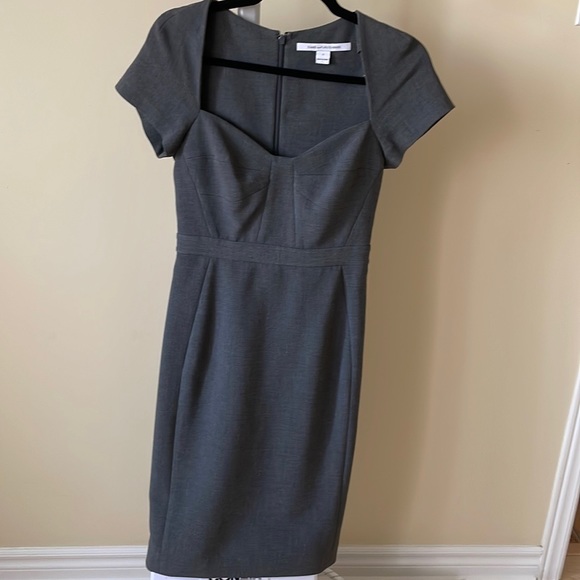Diane von Furstenberg DVF Katrina Night Fall grey cap sleeve dress, size… - Picture 2 of 7